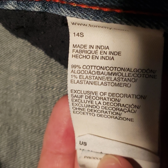 2/$15🦇 Tommy Hilfiger jeans - Picture 5 of 6
